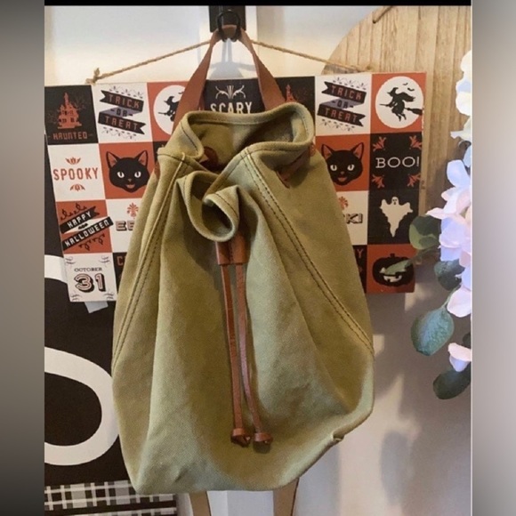 Madewell Handbags - Madewell Somerset Canvas & Leather Backpack Washed Green
